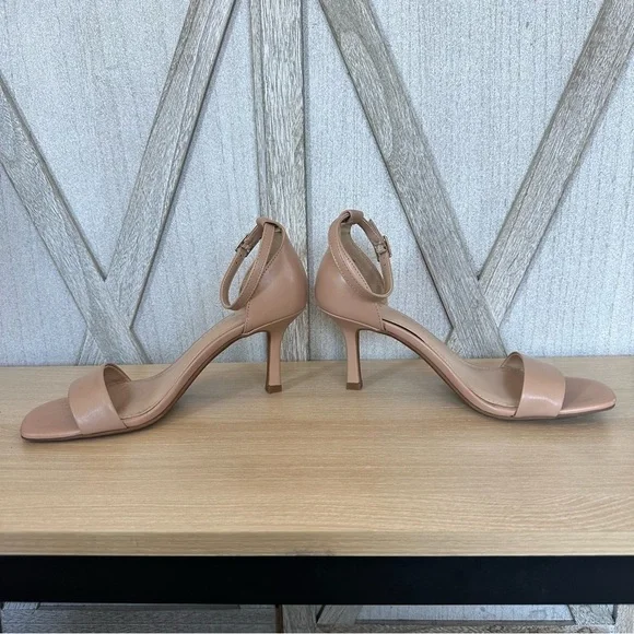 ⚡️KELLY & KATIE IANDAI HEEL SANDAL - Picture 8 of 12